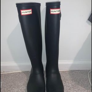 Hunter Rainboots Size 6